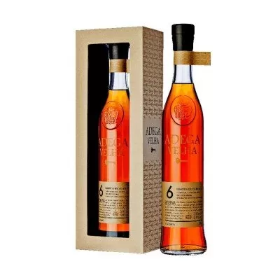 Aguardente Adega Velha Reserva 6 Anos 500ml